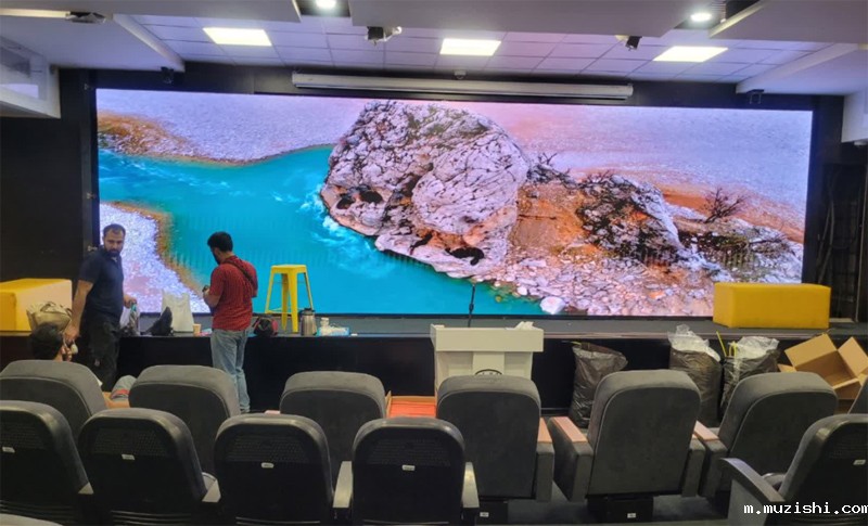 1738831473417659.jpg 中东 户内P1.25 COB LED屏 9x2.jpg