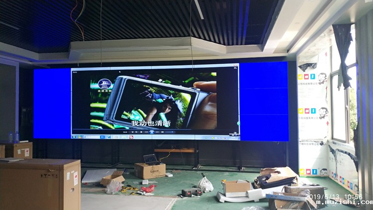 液晶拼接屏增加触摸功能后，安装时应注意哪些问题？