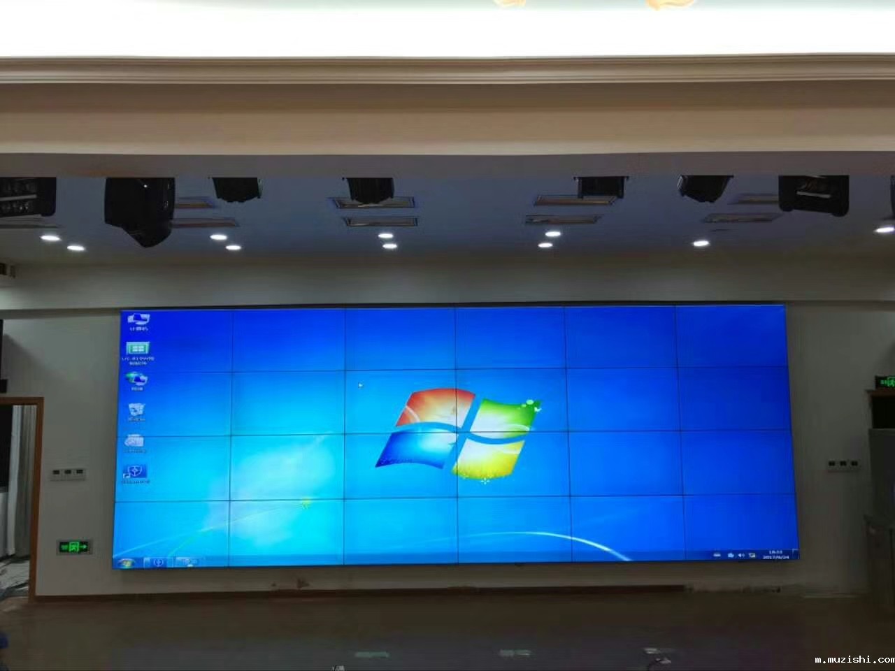 寒冷冬季使用液晶拼接墙的注意事项